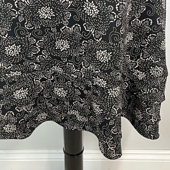 Context Woman Skirt Plus size 2X Black Brown Floral Slinky Knee A Line Modest - Picture 4 of 8
